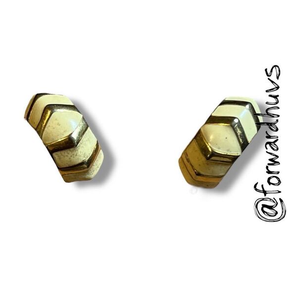 Monet Enamel Clip-On Earrings – Chevron Design - Picture 1 of 9